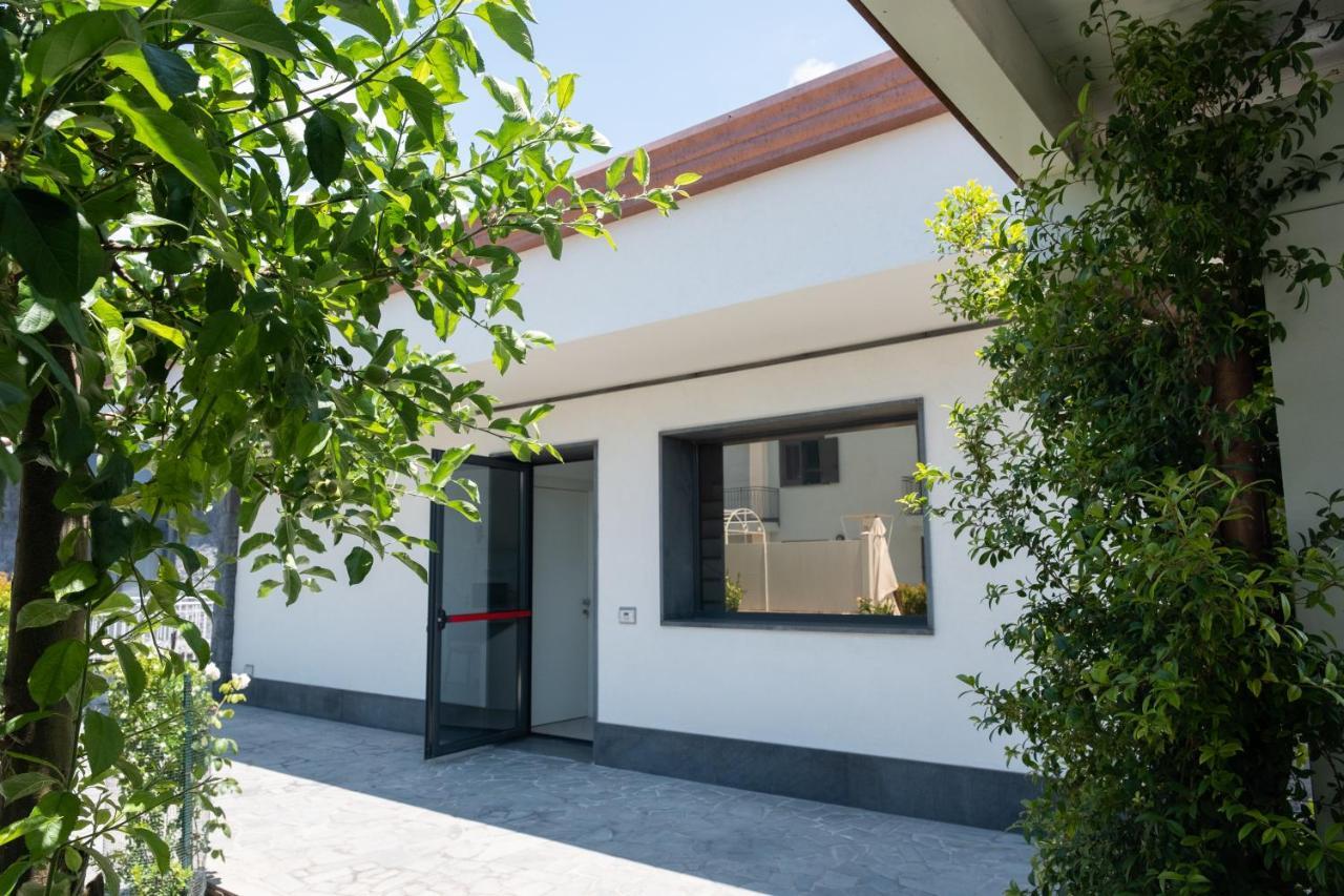 Lux Suite Sicily Mascalucia Exterior photo